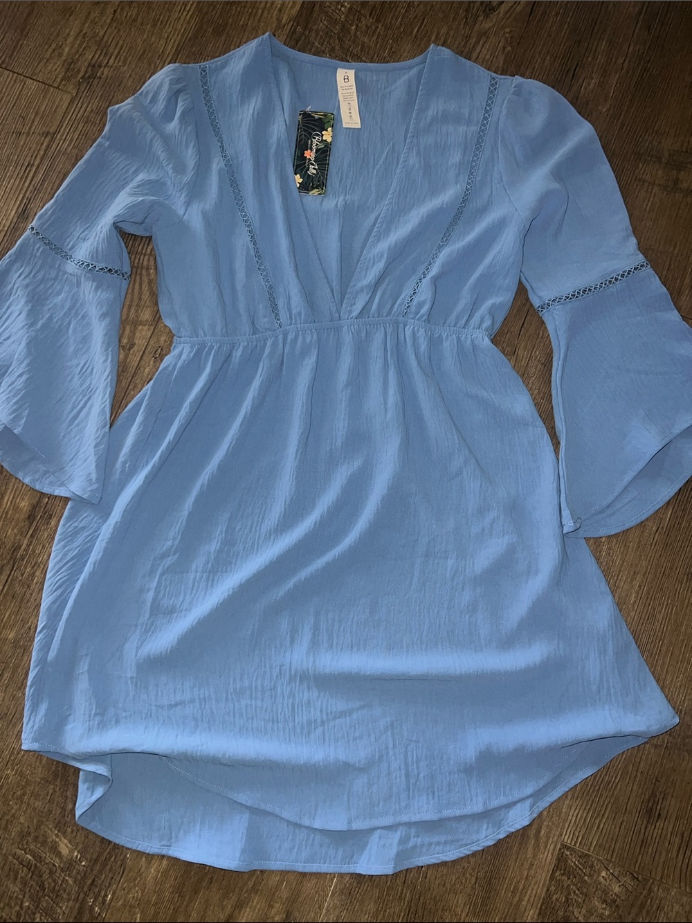 Blooming Jelly Light Blue High-Low V-Neck Bell Sleeve Dress or Coverup -NWT s